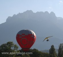 Lake Annecy, hot air balloon and microlight